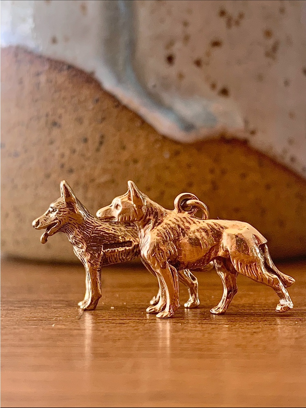 9k Gold Vintage German Shepherd Dog Pendant Charm
